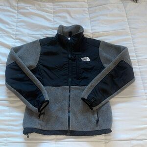 The North Face Polartec Women’s Black/Gray Long Sleeve Zip Up Fleece Jacket